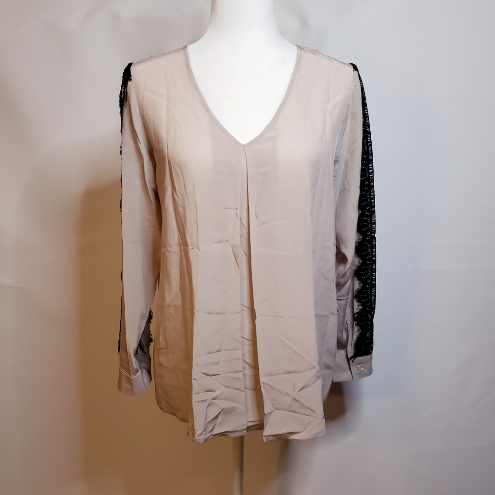 Hayden Lace Sleeve Blouse